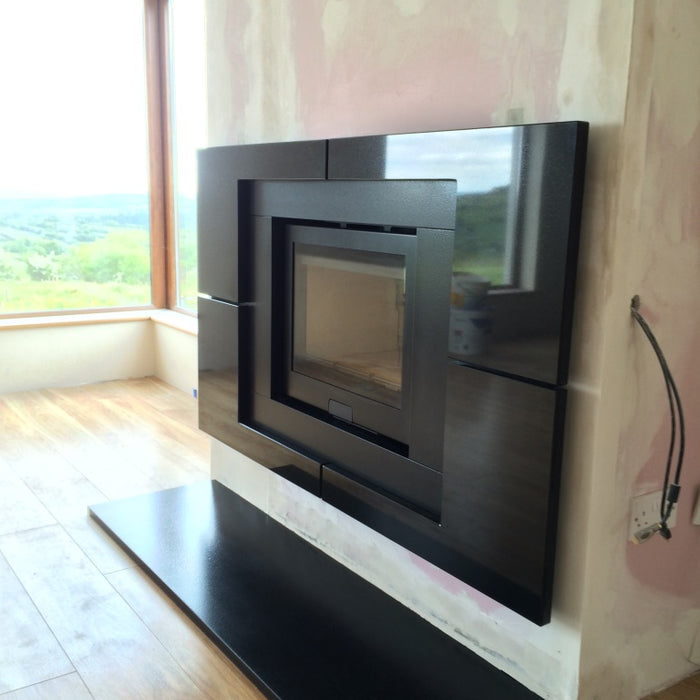 Dilusso R6 with Bespoke Verso Fireplace