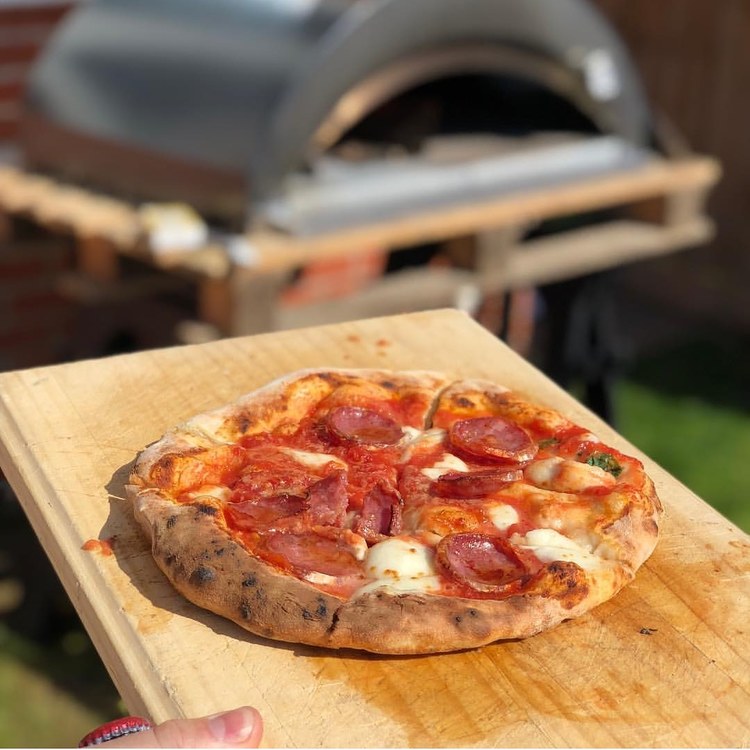 We recently tested the Nono Peppe Pizza oven... We really liked what we saw! It tasted great too!!