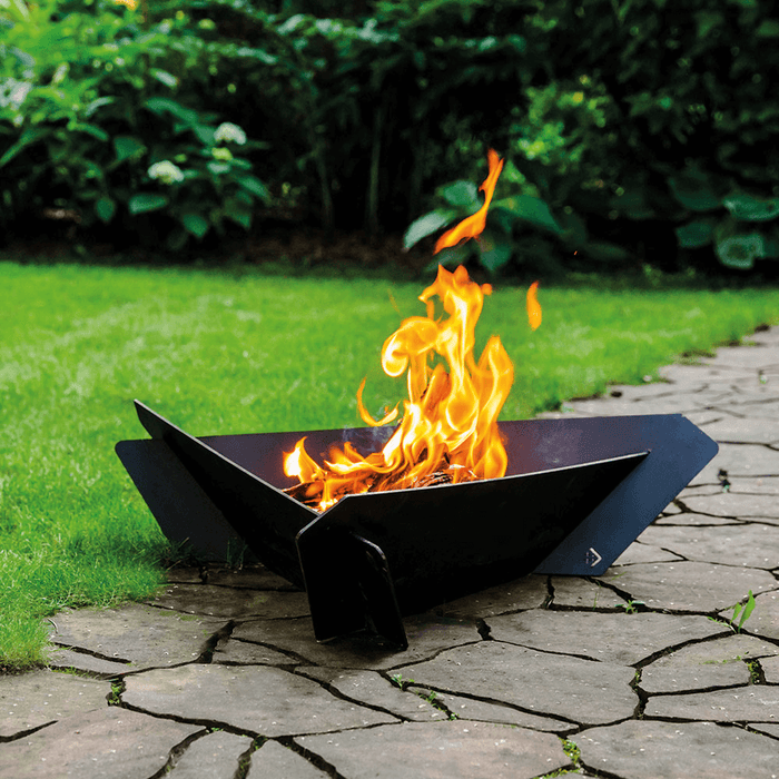 TRIANGLE garden fireplace